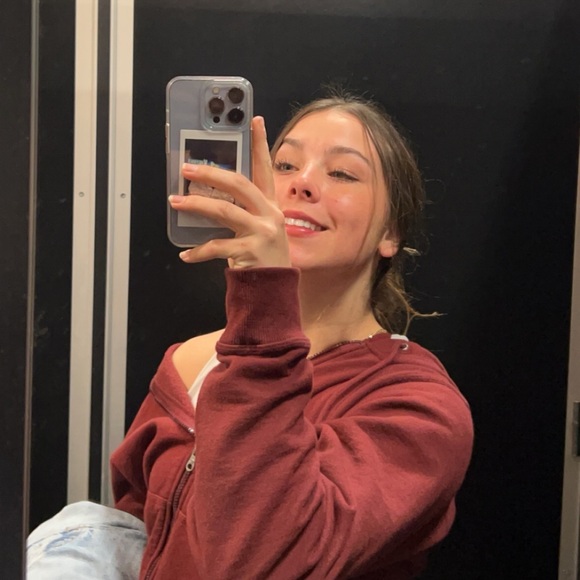 Meet your Posher, Jesi - Picture 4 of 4